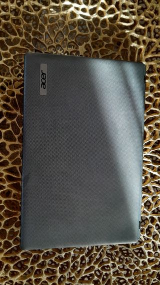 Portátil Acer Aspire 5749 Bien Conservado