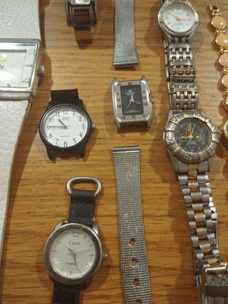 Lote relojes de distintas marca