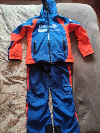 Traje de esquí Santoyo conty esqui club 