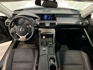 Lexus IS 300h Executive Tecno