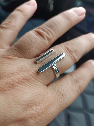 Anillo de acero quirúrgico plateado 