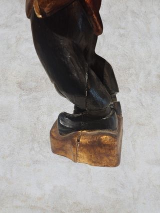 Figura antigua de madera policromada Gnomo tallada