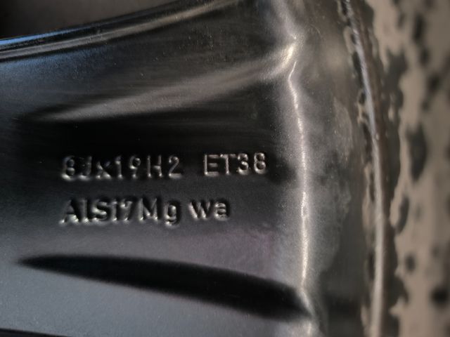 LLANATAS 19"Mercedes GLC como nuevas 