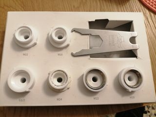 Dispensador de agua por infrarrojos.