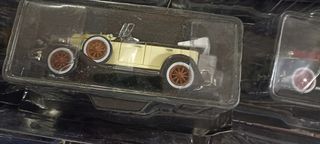 37 Modellini di auto americane