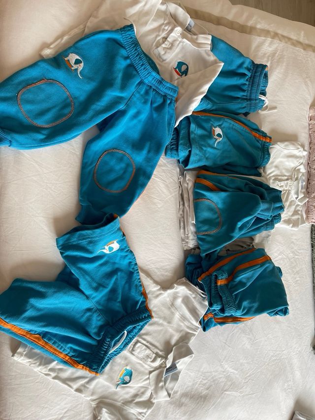 Uniforme guarderia Kinder School