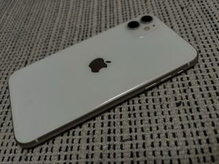 Iphone 11 128gb en muy buen estado