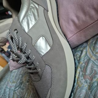 Sneakers 41 mujer,sin estrenar,Parfois