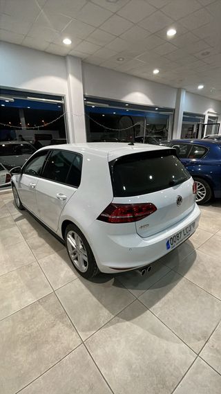 Volkswagen Golf 2014