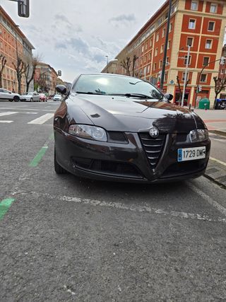 Alfa Romeo GT 2005
