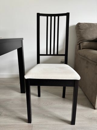 Conjunto de mesa y sillas de comedor negro/marrón
