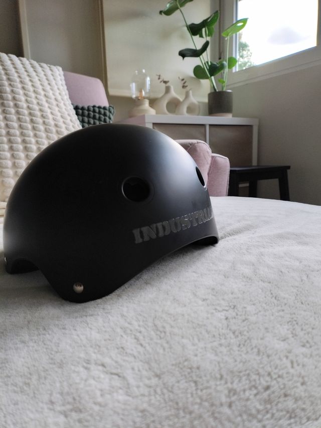 Casco skate industrial