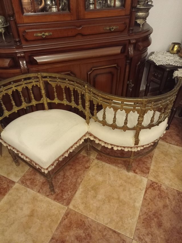 Antigua silla tu y yo