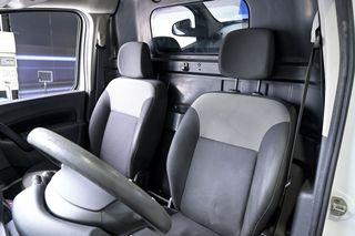 Renault Kangoo   Compact dCi 55 kW 75 CV