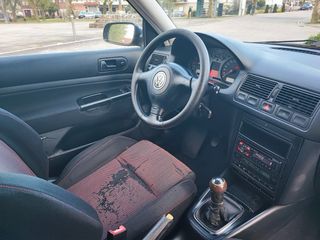Volkswagen Golf 2003