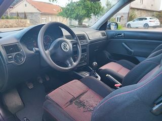 Volkswagen Golf 2003