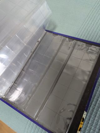 Album y fundas de billetes y monedas