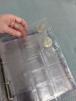 Album y fundas de billetes y monedas