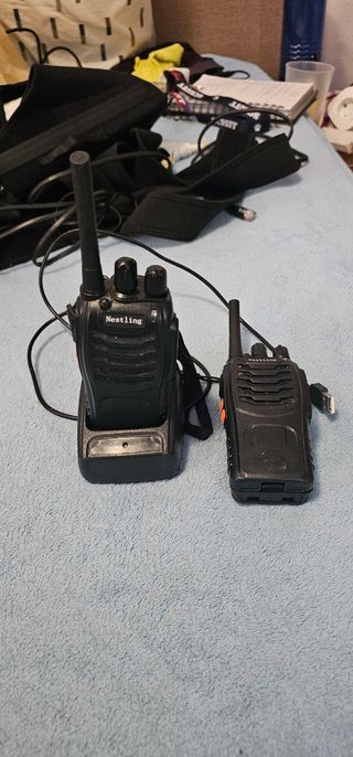 Walkie talkie Radio intercomunicador + Base d carg
