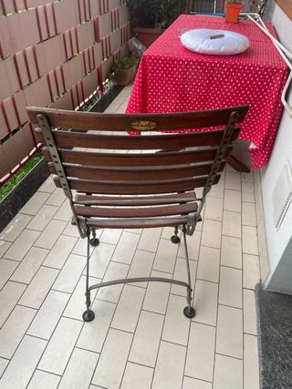 Tavolo esterno con sedie