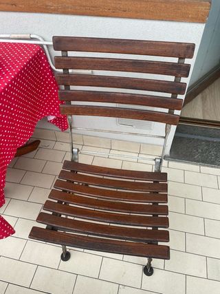 Tavolo esterno con sedie