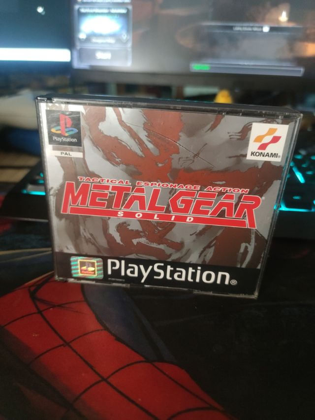 Metal Gear solid PlayStation 1 PS1 FRA