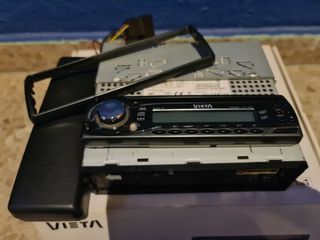 Radio cd extraible marca Vieta Muy buena calidad