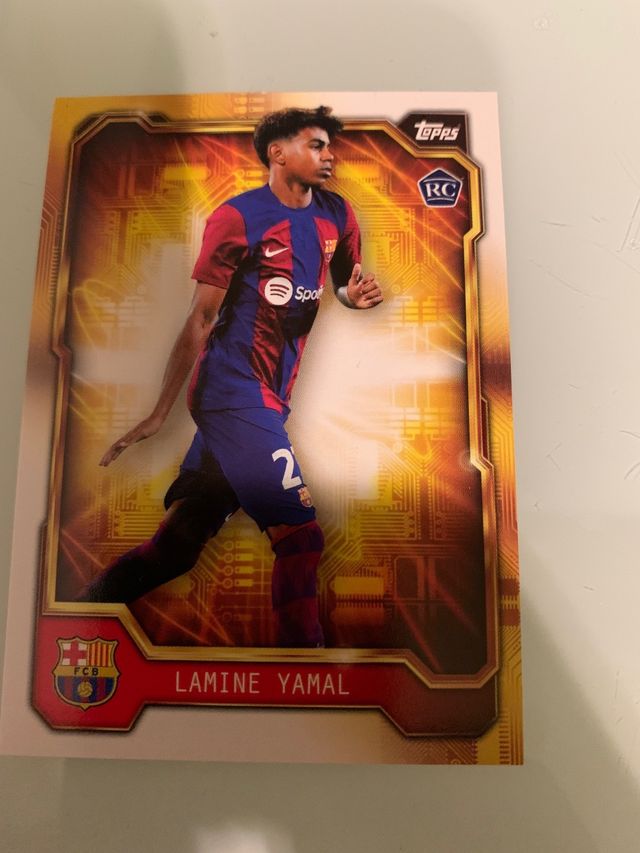 La carta esordiente Topps di Lamin Yamal