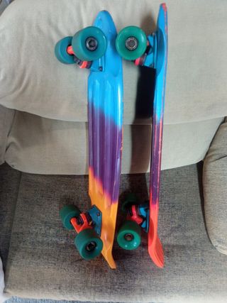 SKATES