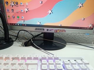 Vendo monitor de pc 24 pulgadas LG