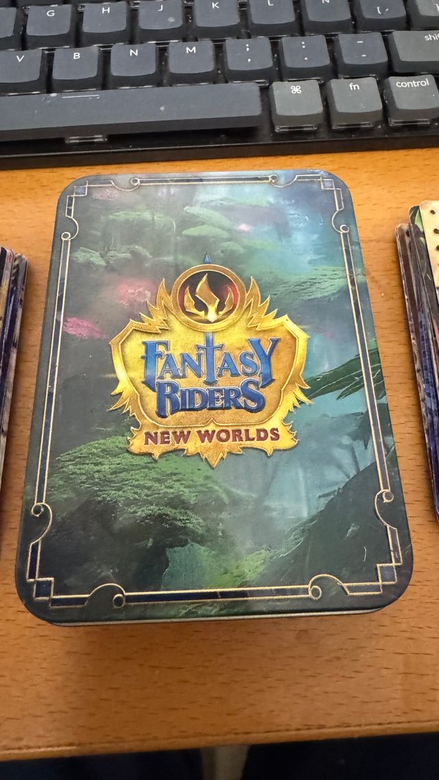 Cartas Fantasy Riders 2023 y Caja