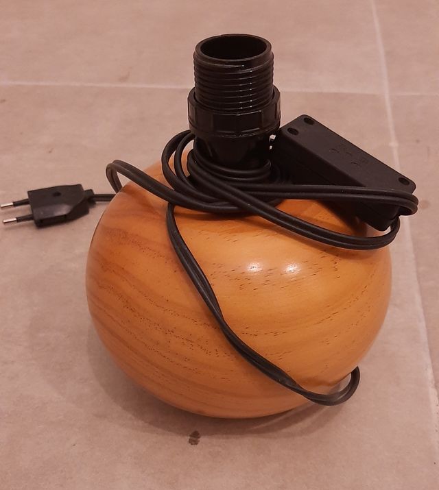 Lámpara mesa sin tulipa