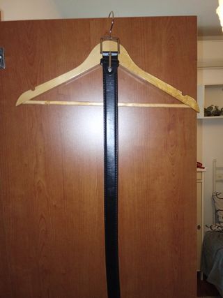 Cinturón de cuero impecable 