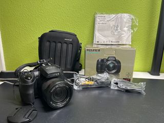 CAMARA FUJIFILM FINEPIX HS20 EXR