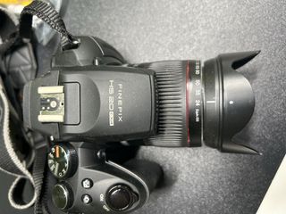 CAMARA FUJIFILM FINEPIX HS20 EXR
