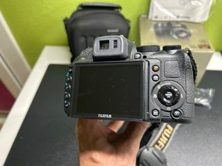 CAMARA FUJIFILM FINEPIX HS20 EXR