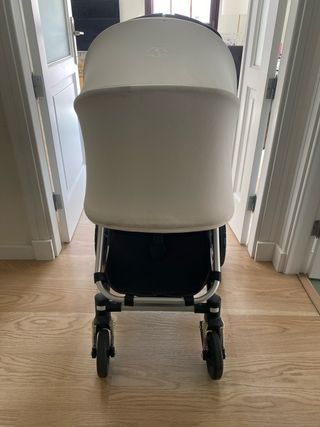 Se vende Bugaboo Camaleón 3 Plus con capota marfil
