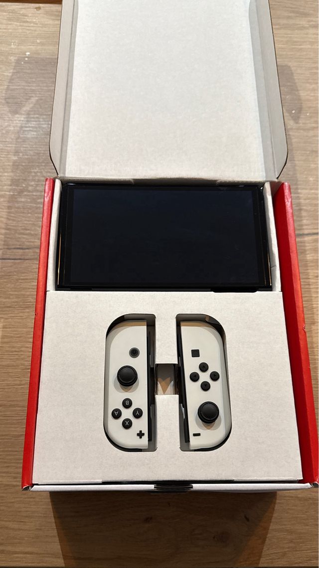 Nintendo Switch OLED