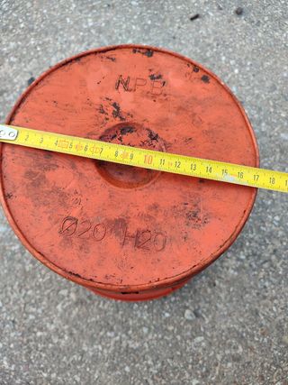 Vasi in plastica marrone, usati 1 volta