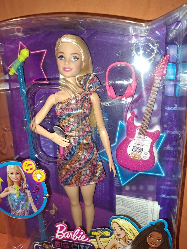 NUEVA!! Barbie Big City, Big Dreams