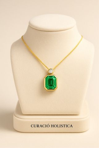 Collar llamativo de Esmeralda en Plata rodiada