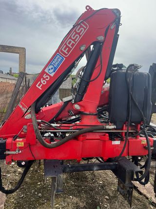 Murtilif 12tn jimeca con grua