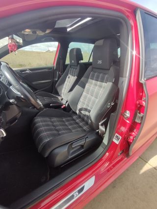 Volkswagen Golf 2012