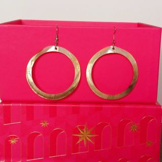 Dúo camiseta Desigual estilo oriental y