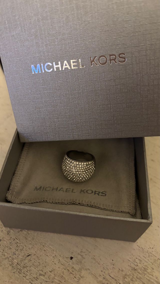 anillo mk original! ver talla en ultimas fotos