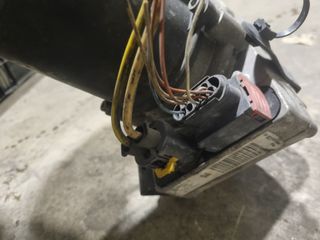 Bomba de dirección citroen c4 1.6hdi 2005
