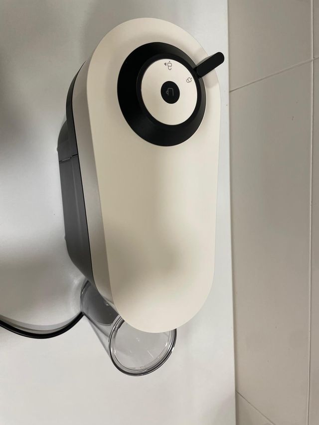 Cafetera nespresso Vertuo pop