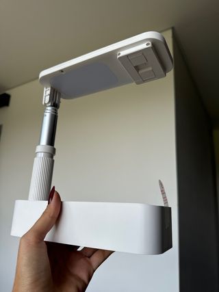 Supporto per cellulare da tavolo senza fili