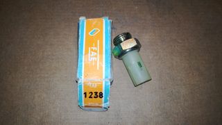 PIEZAS Y RECAMBIOS DE RENAULT R-21 (1)