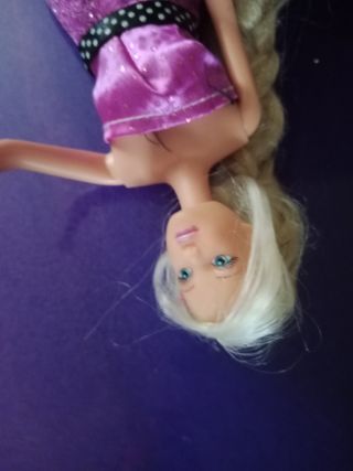Muñeca melenaza